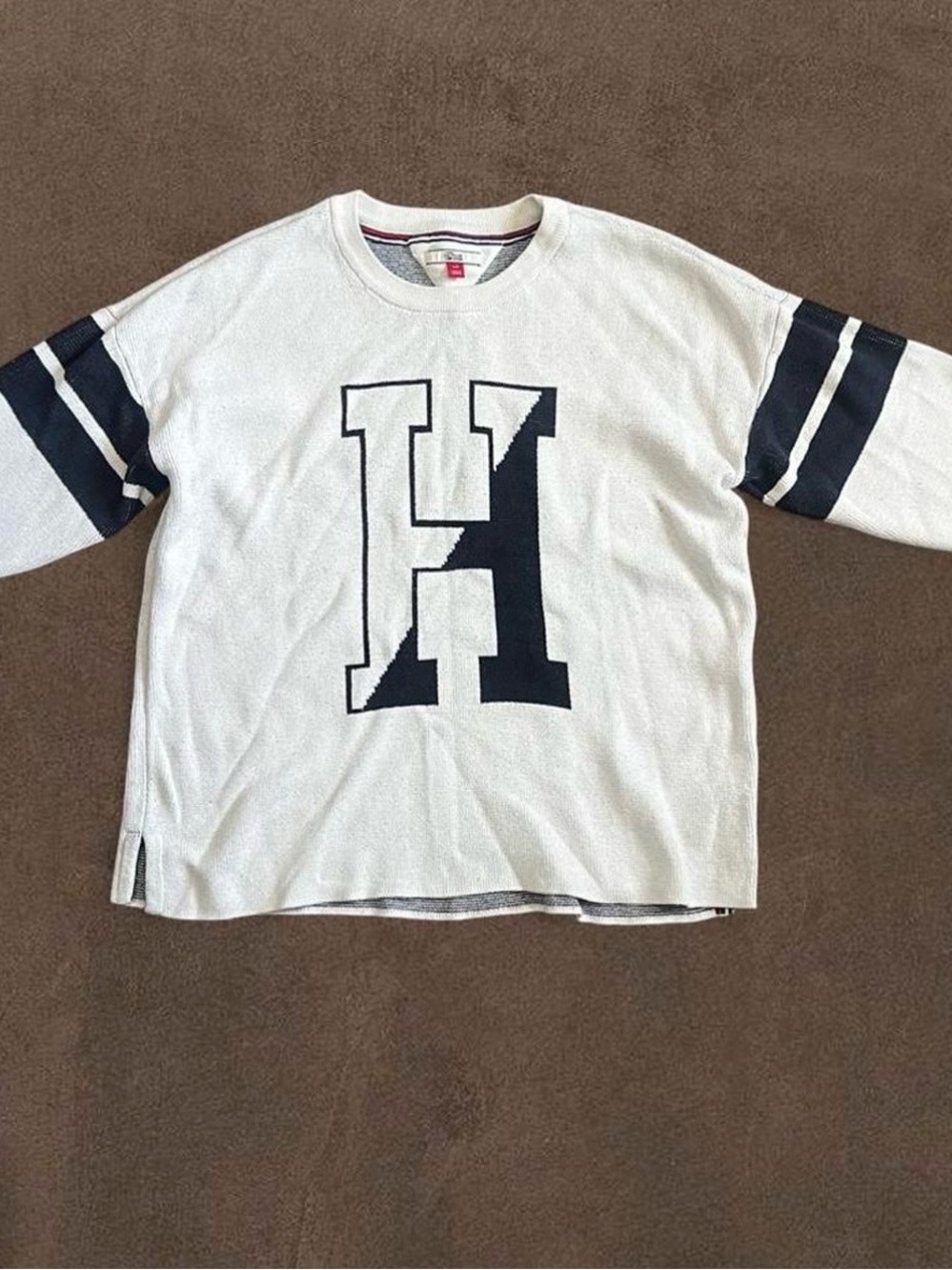Tommy Hilfiger White Knit Sweater with Navy and Red Trim